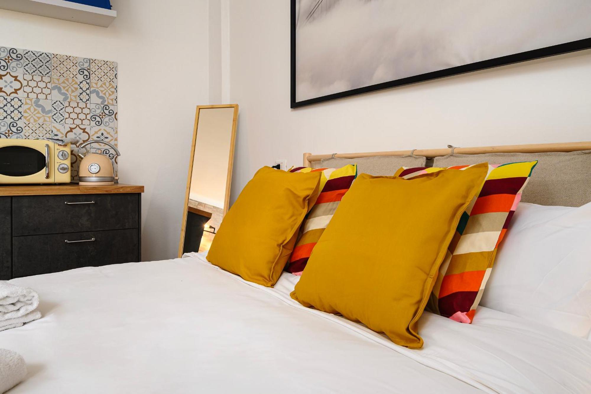 Insubria 8-6 - Monolocale Cool Apartment *
